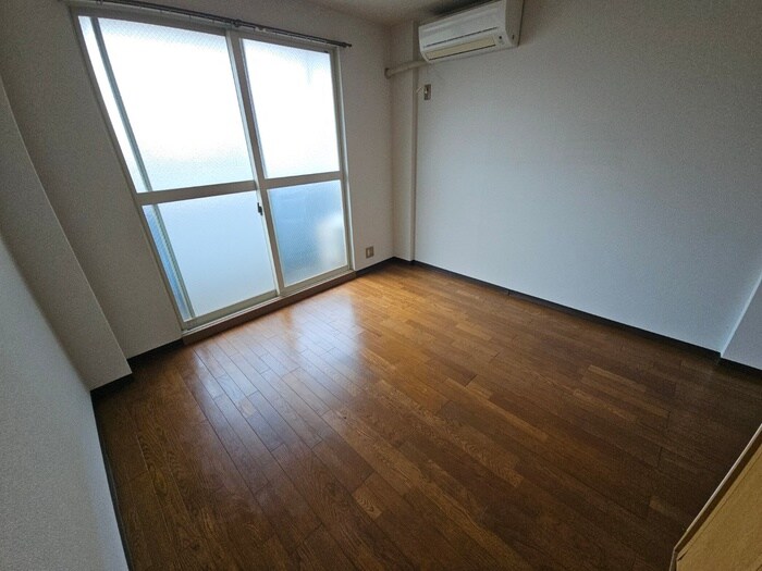 物件内観写真16　(居室)