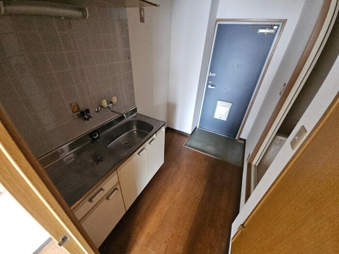 物件内観写真19　(廊下)