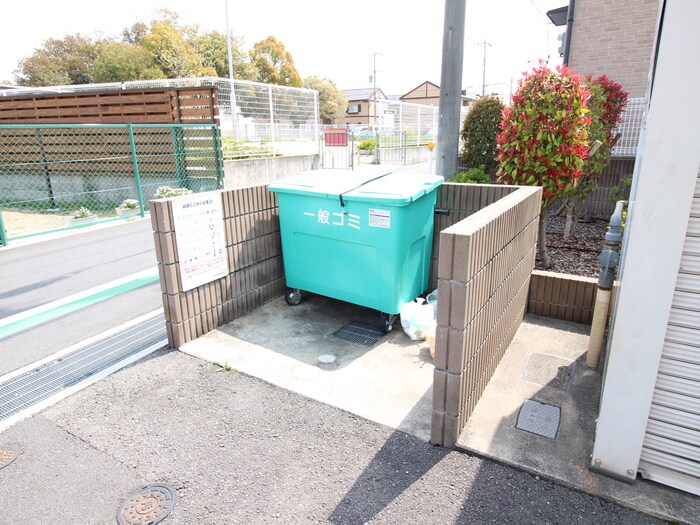 物件外観写真6　(建物設備)