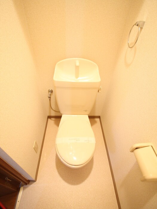 物件内観写真12　(トイレ)