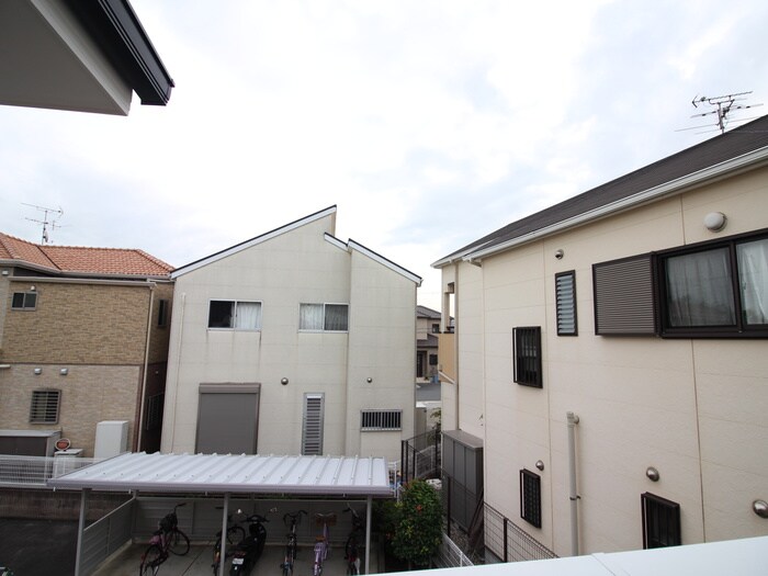 物件内観写真22　(室内からの展望)