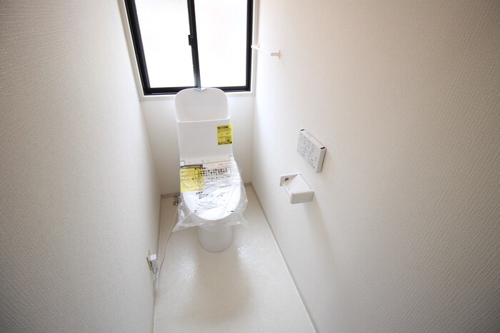 物件内観写真10　(トイレ)