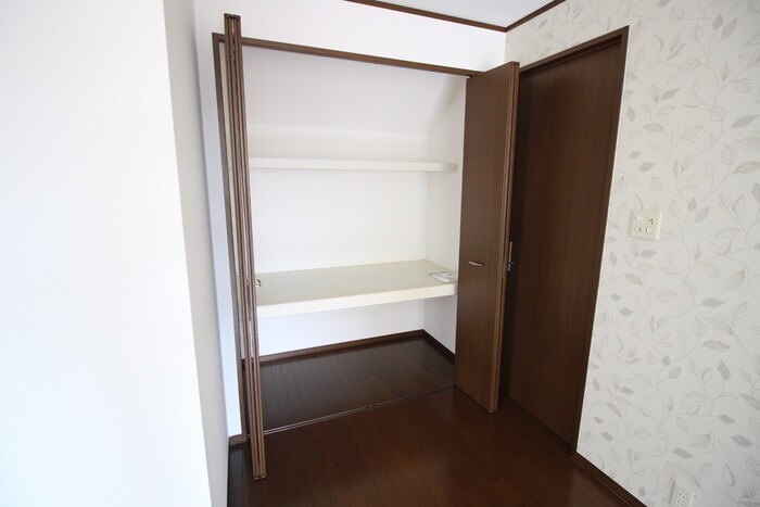 物件内観写真11　(収納)
