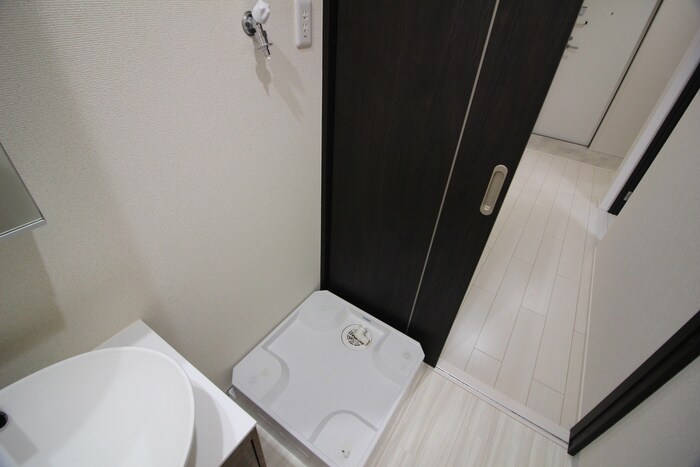 物件内観写真14　(洗濯機置場)