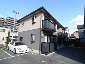 ファミ－ユ伊丹Ａ棟外観写真
