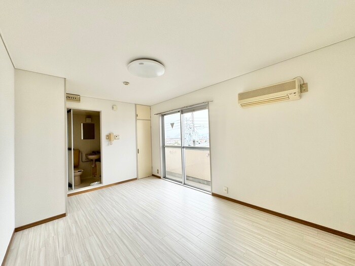 物件内観写真7　(居室)