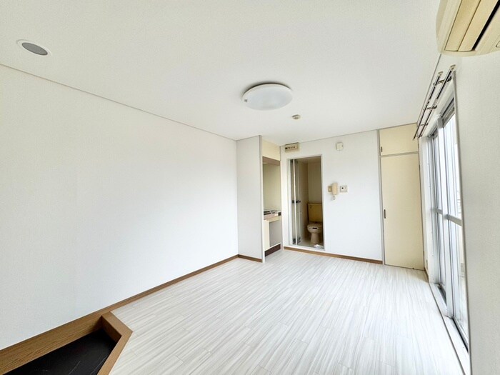 物件内観写真13　(居室)