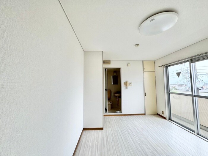 物件内観写真15　(居室)