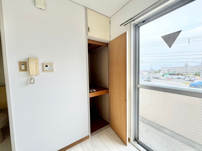 物件内観写真16　(収納)