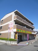 クリエイティブハウス　イ－スト