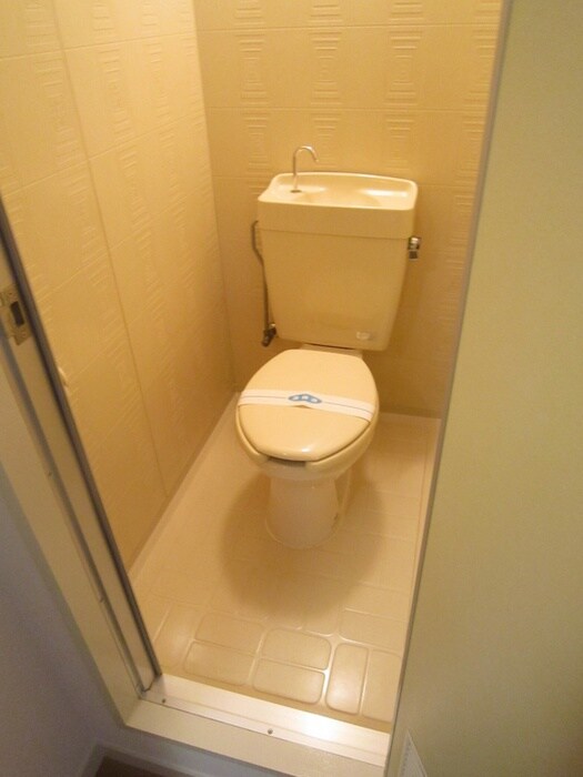 物件内観写真14　(トイレ)