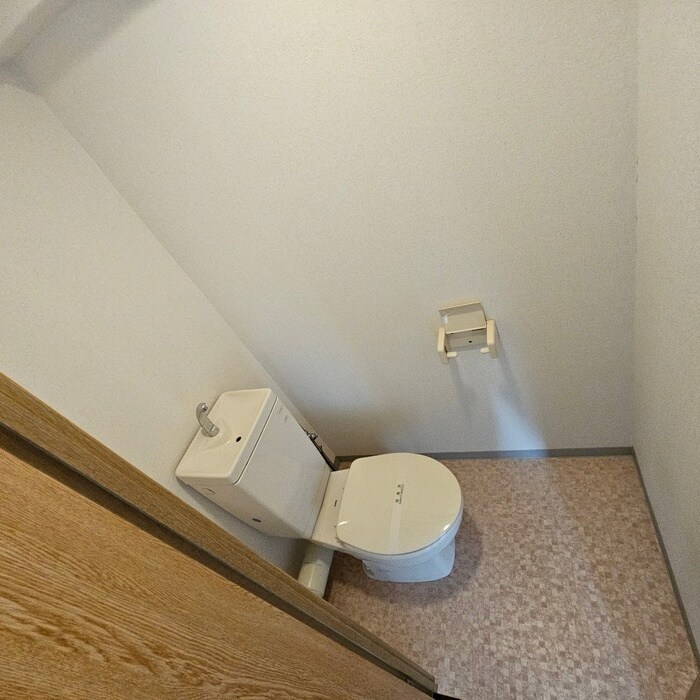 物件内観写真11　(トイレ)