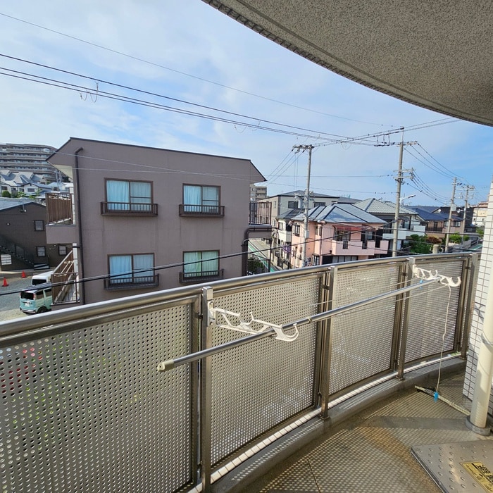 物件内観写真14　(室内からの展望)