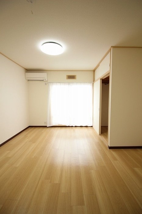 物件内観写真20　(居室)