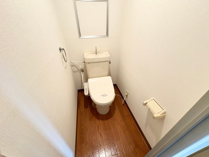 物件内観写真13　(トイレ)