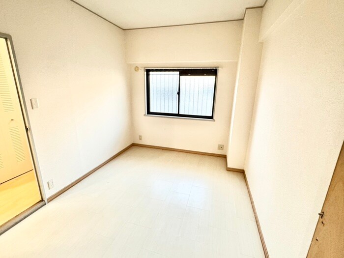 物件内観写真17　(居室)