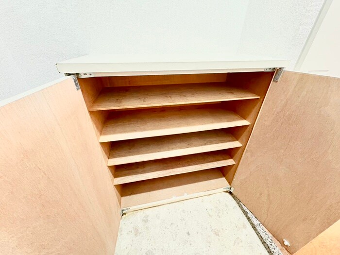 物件内観写真19　(靴箱)