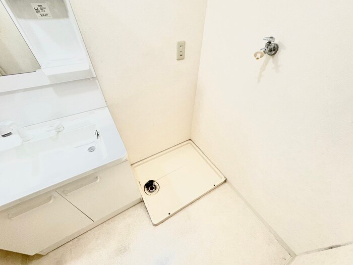 物件内観写真20　(洗濯機置場)