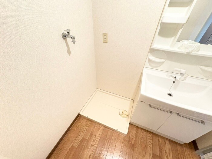 物件内観写真20　(洗濯機置場)