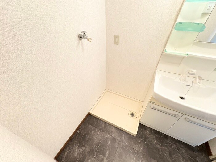 物件内観写真20　(洗濯機置場)