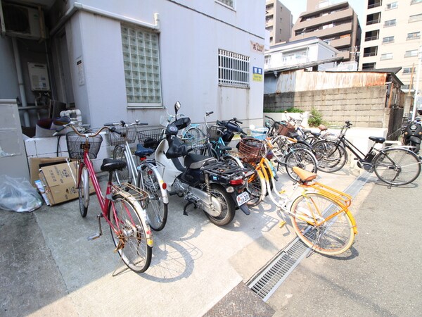 駐輪場