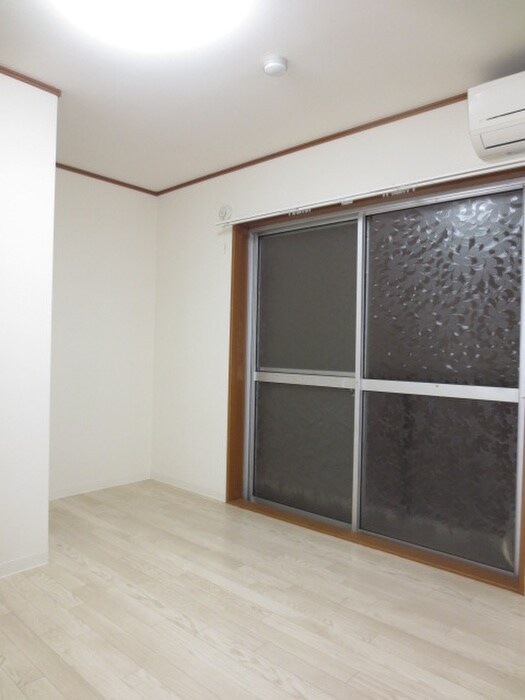 物件内観写真15　(居室)