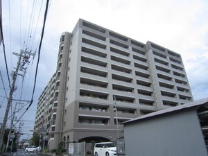 エスリ－ド八尾桜ヶ丘（９０２）外観写真