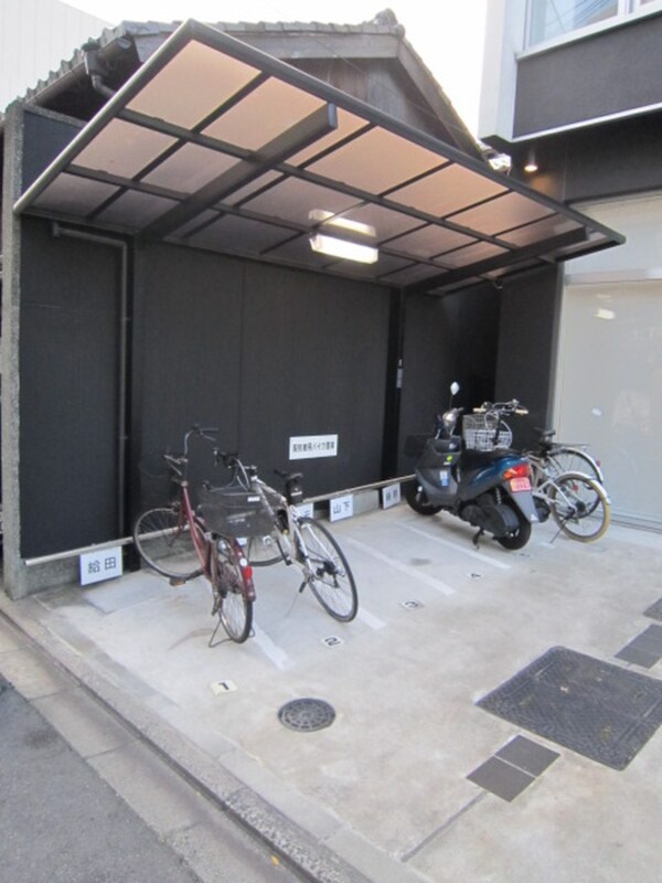 駐輪場