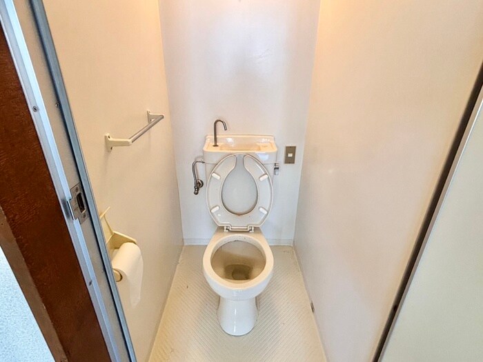物件内観写真11　(トイレ)