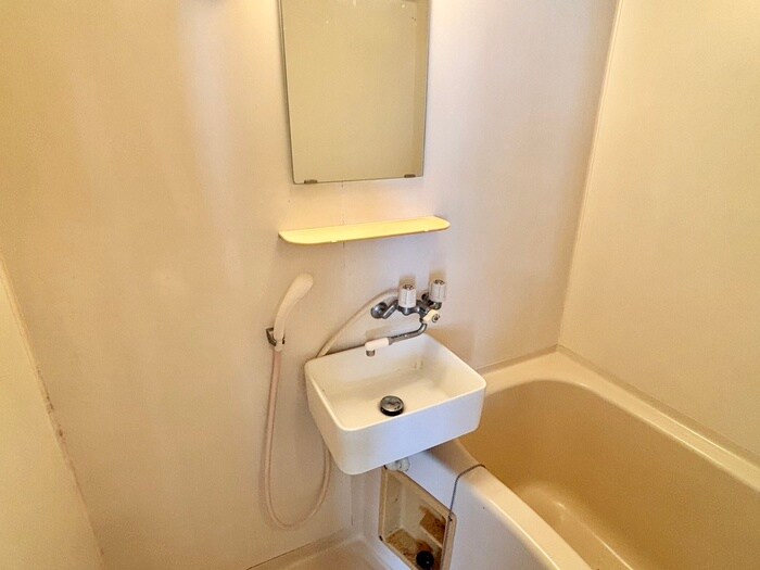 物件内観写真12　(洗面)