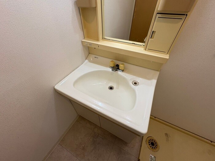 物件内観写真10　(洗面)