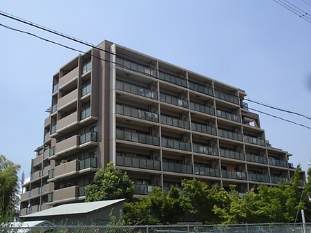 ｳﾞｨﾙﾇ-ﾌﾞ緑地公園ﾉ-ｽﾋﾙ(305)外観写真