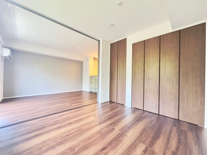 物件内観写真9　(居室)