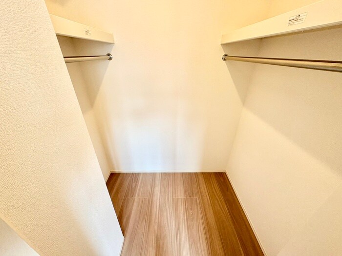 物件内観写真10　(収納)