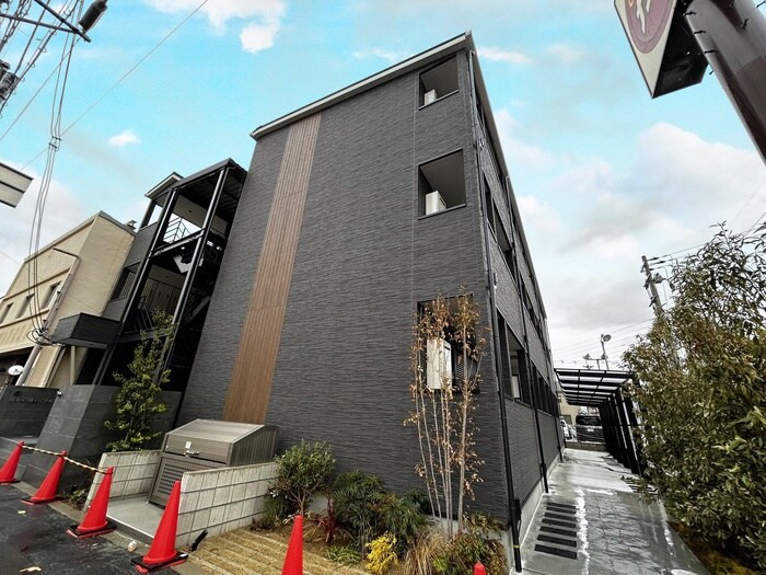 物件外観写真2　(外観写真)