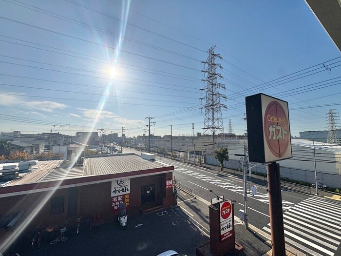 物件内観写真22　(室内からの展望)