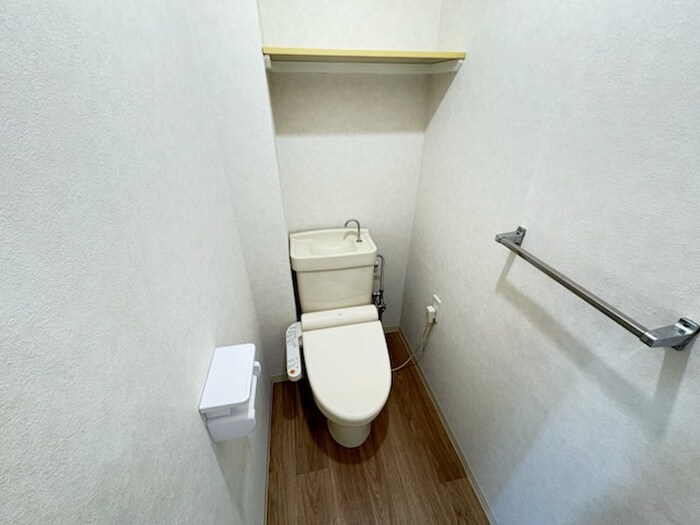 物件内観写真11　(トイレ)