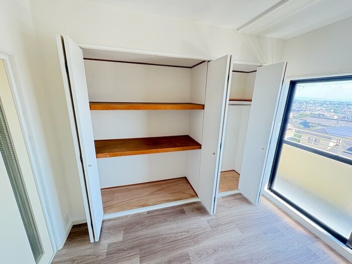 物件内観写真15　(収納)