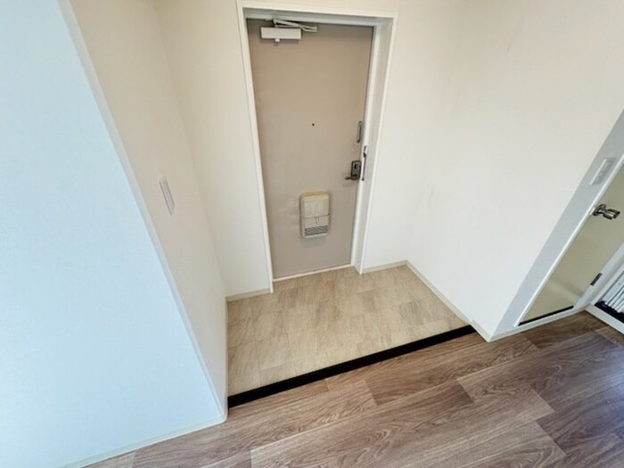 物件内観写真20　(玄関)