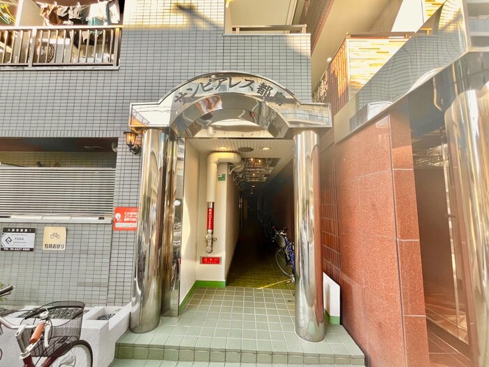 物件外観写真2　(同型モデル)