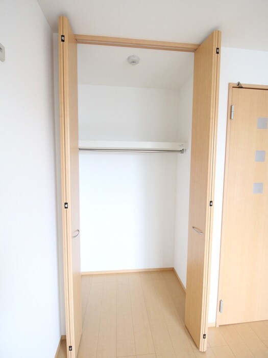 物件内観写真11　(収納)