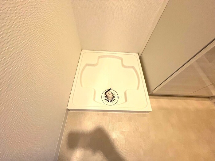 物件内観写真13　(洗濯機置場)