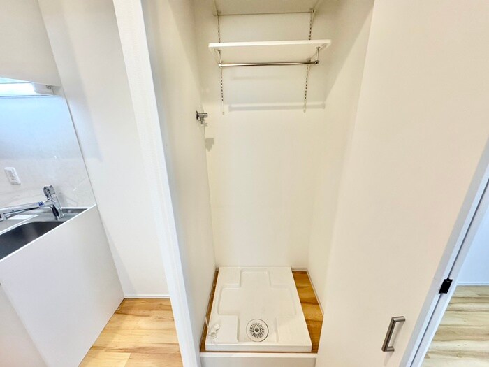 物件内観写真9　(洗濯機置場)