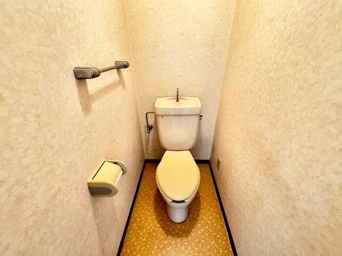 物件内観写真14　(トイレ)