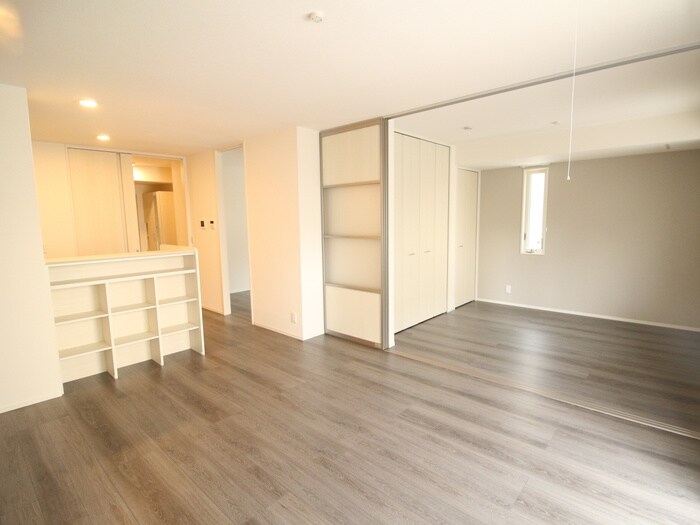 物件内観写真8　(居室)