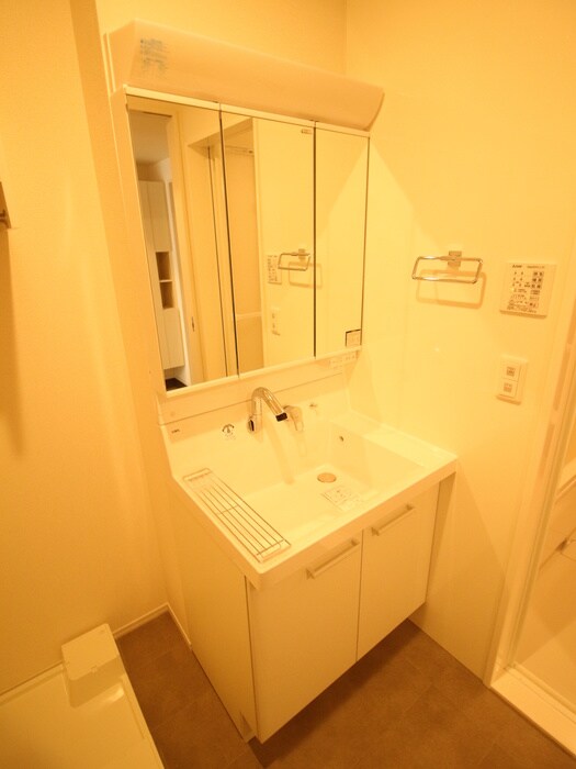 物件内観写真10　(洗面)