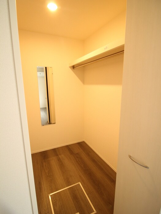 物件内観写真14　(収納)