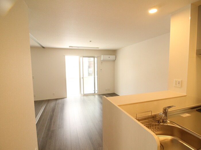 物件内観写真21　(居室)