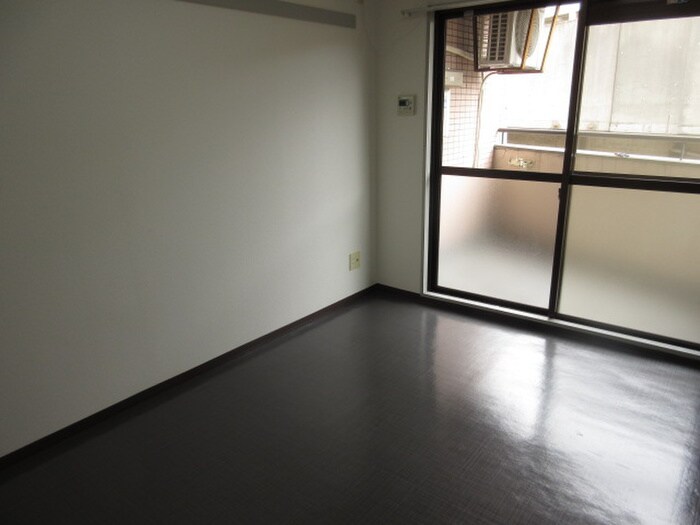 物件内観写真12　(居室)