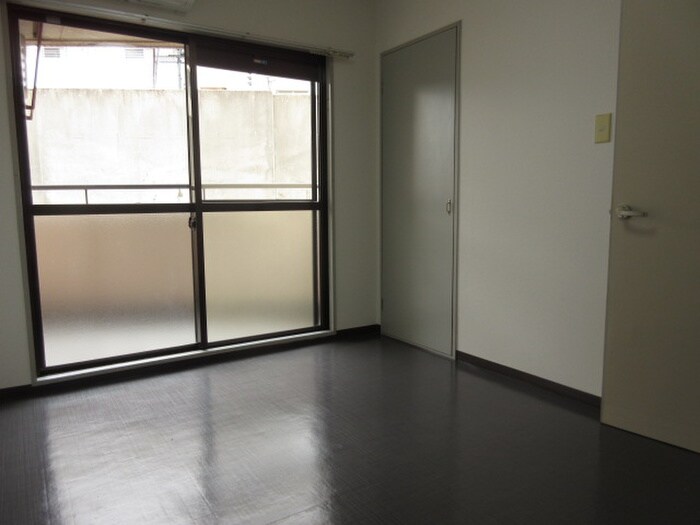 物件内観写真13　(居室)